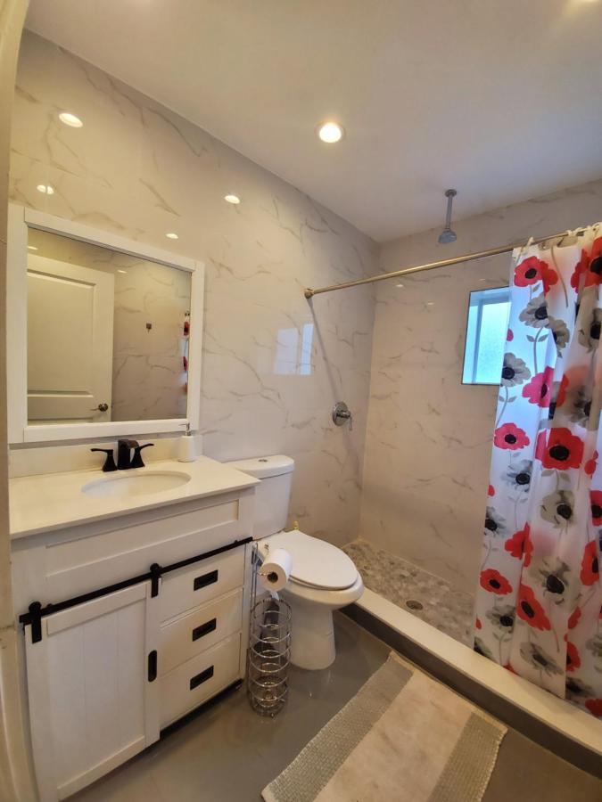 Lakefront Vacation Home - Sleeps 8 데이비 외부 사진