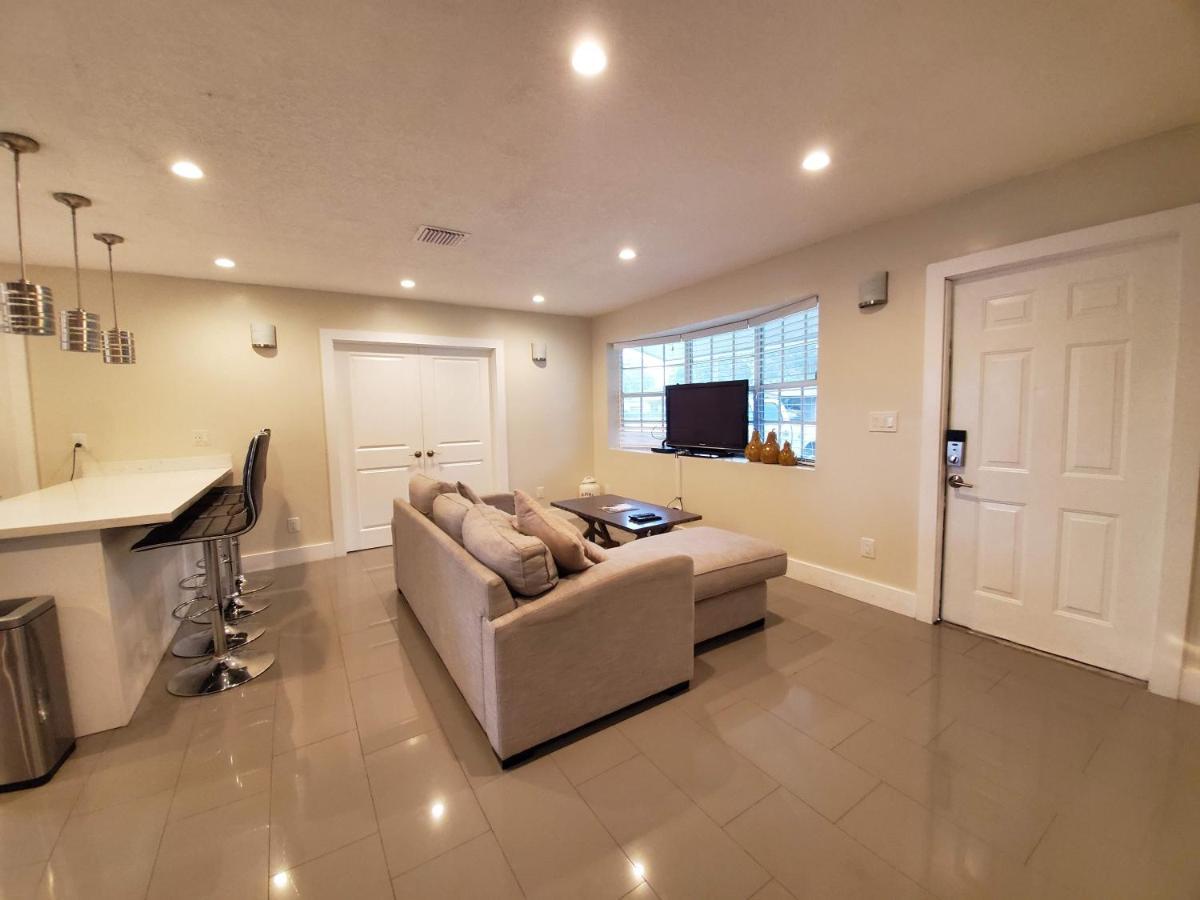 Lakefront Vacation Home - Sleeps 8 데이비 외부 사진
